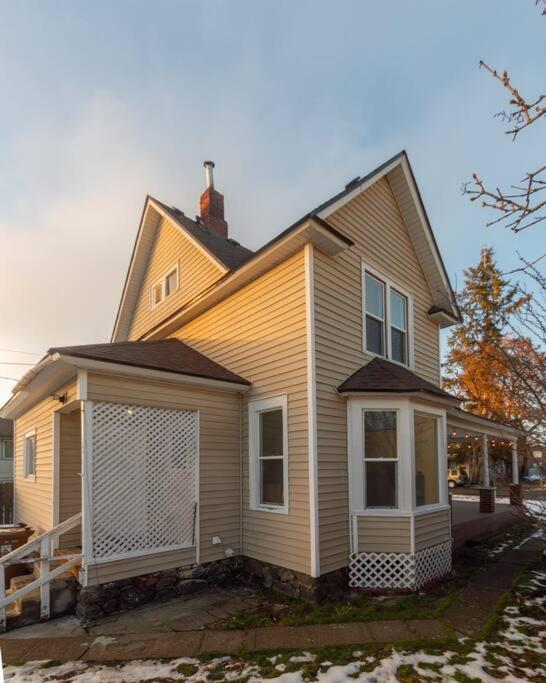 A Very Unique Quirky And Comfortable Home Spokane Exterior foto